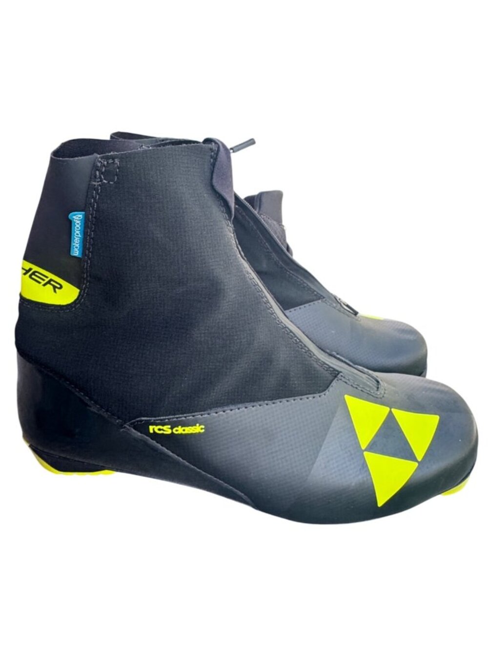 Fischer RCS Classic Cross Country Ski Boots EU 46 US Mens 12 NNN Turnamic Black